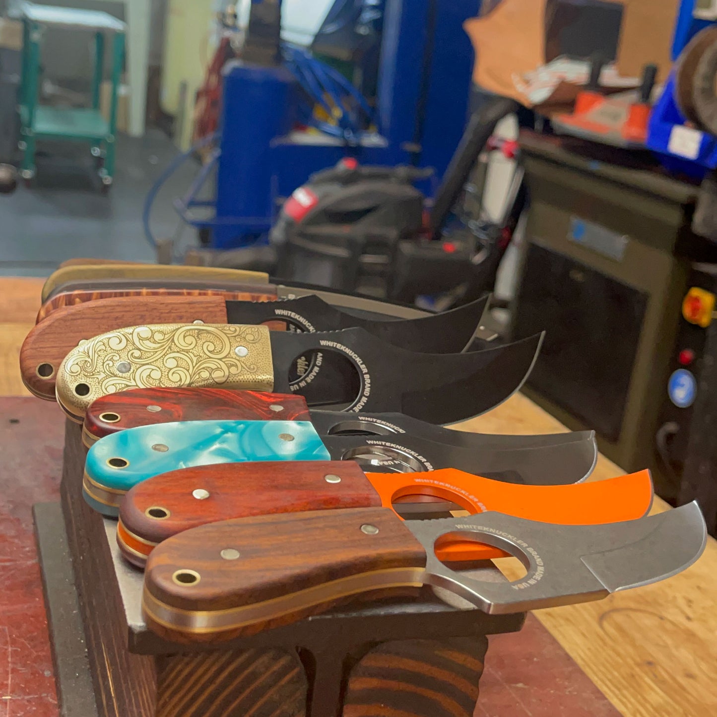 CUSTOM FDR x WHITEKNUCKLER KNIFE
